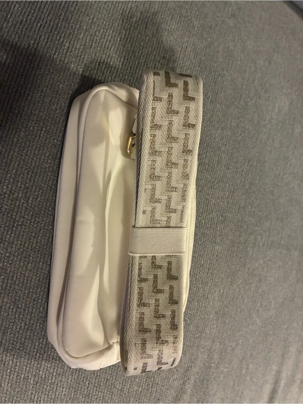 Lululemon belt bag